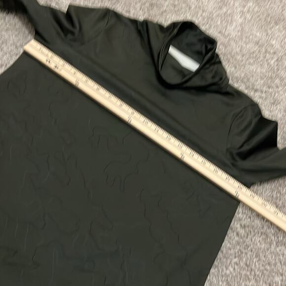 NWT Under Armour Cold Weather
Green Funnel Neck Top Women's
Small (1375832-310) - Picture 13 of 16